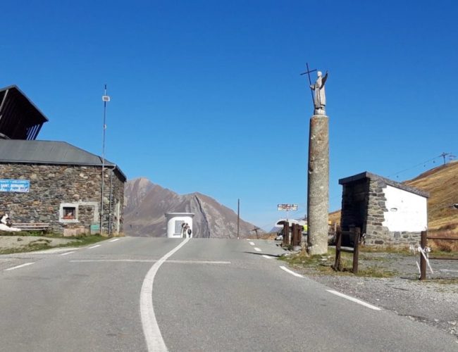 La première des colonnes Joux... les Romains ont imposé Jupiter et chassé Graius, la divinité locale..